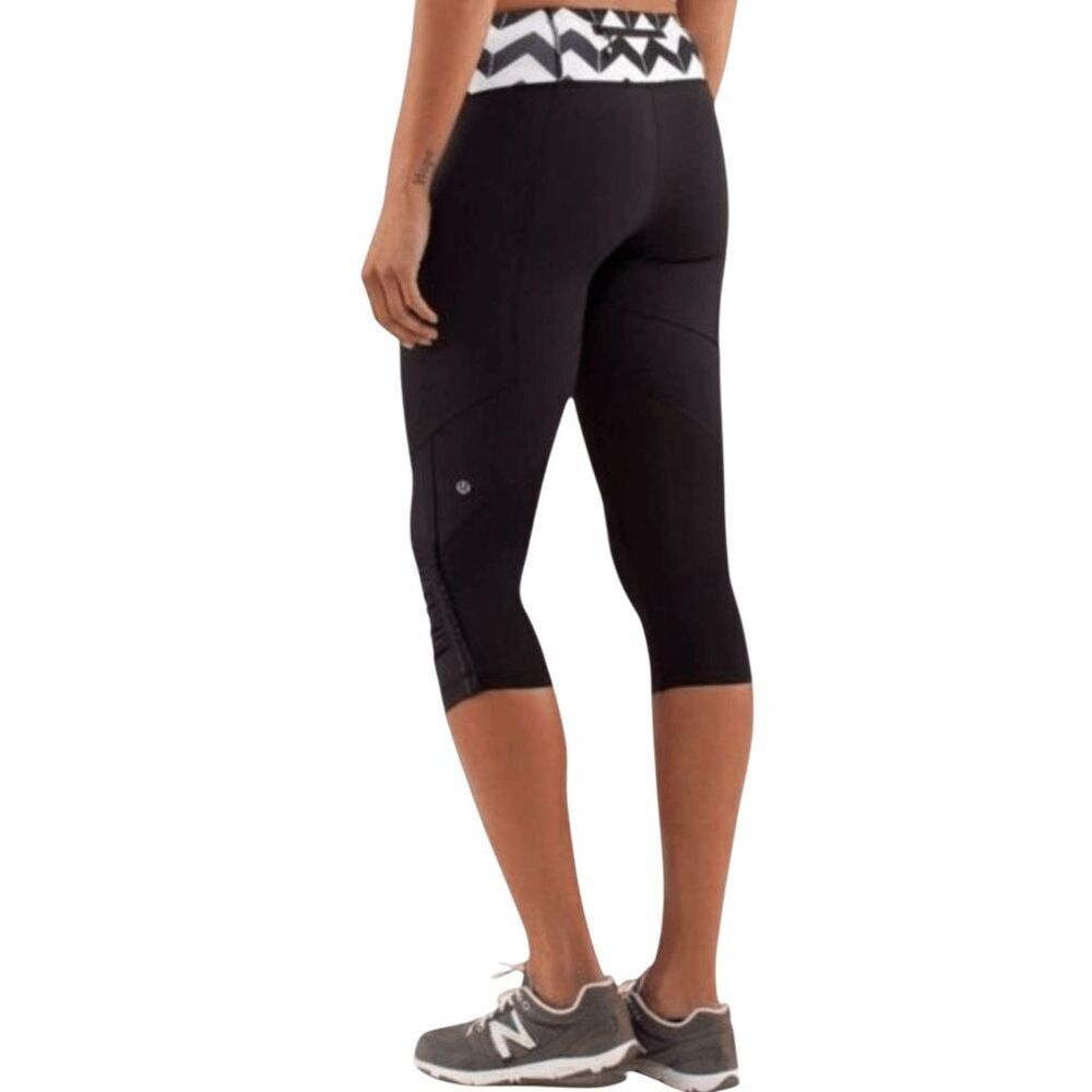 LULULEMON ATHLETICA Run For Your Life Crop Size 10